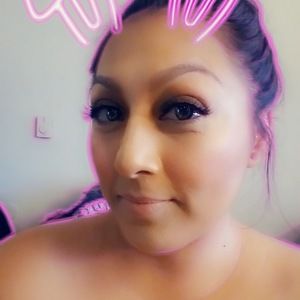 Meet your Posher, Yvette